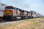 Westbound intermodal meets an eastbound intermodal